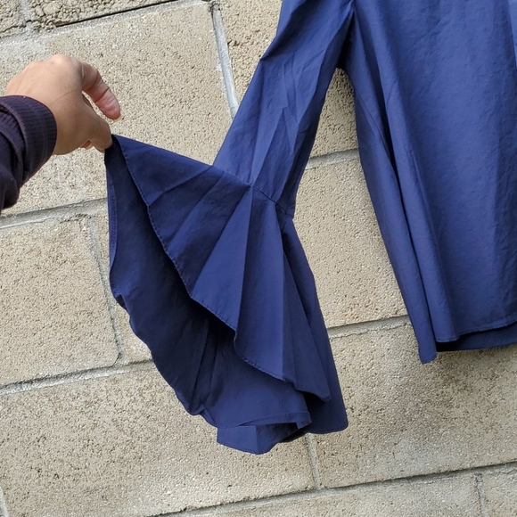 Bell Sleeved Top - Picture 5 of 7